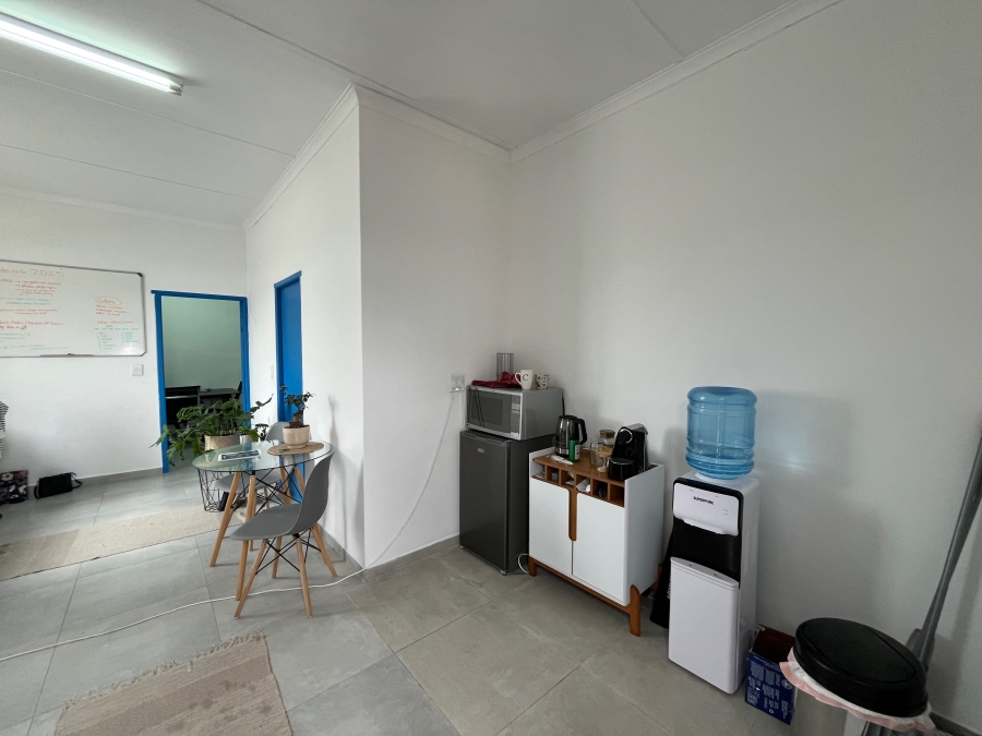 To Let commercial Property for Rent in Laguna Western Cape